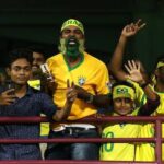Torcedores na Índia apoiam o Brasil na Copa do Mundo