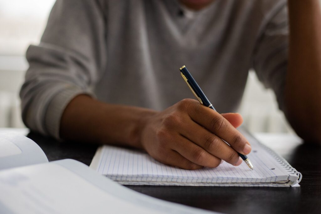 Instituto Histórico de Santos abre inscrições para oficinas de leitura e produção literária
