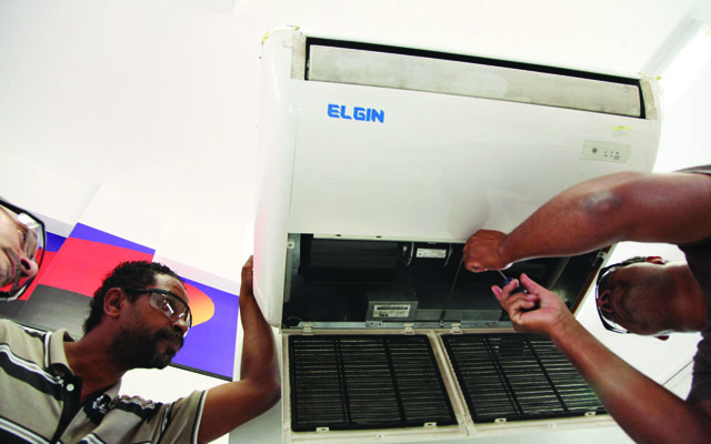 5,8 mil aparelhos de refrigeração de ar para escolas e unidades de saúde | Jornal da Orla