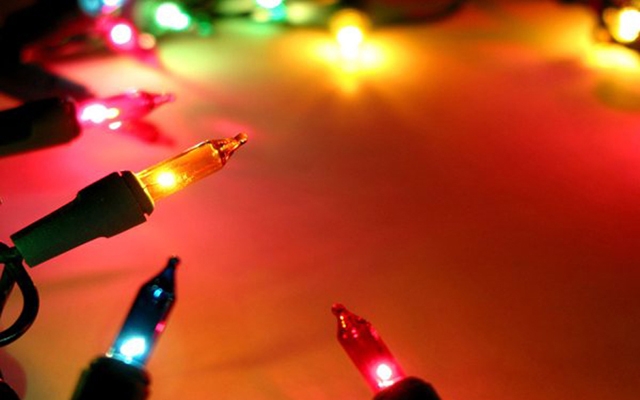 Cuidados na hora de instalar a iluminação de Natal | Jornal da Orla