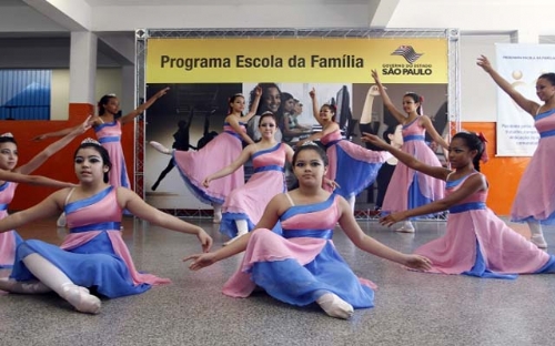 Escola da Família convoca universitários da Baixada Santista | Jornal da Orla