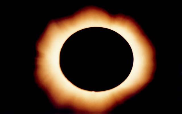 Os eclipses de abril | Jornal da Orla