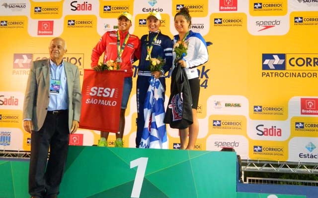 Poliana Okimoto conquista primeira medalha de ouro no Troféu Maria Lenk | Jornal da Orla
