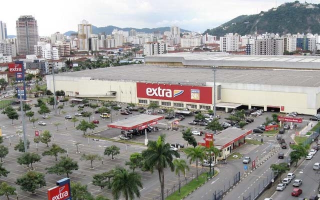 Supermercados vão fechar mais cedo a partir desta segunda-feira | Jornal da Orla