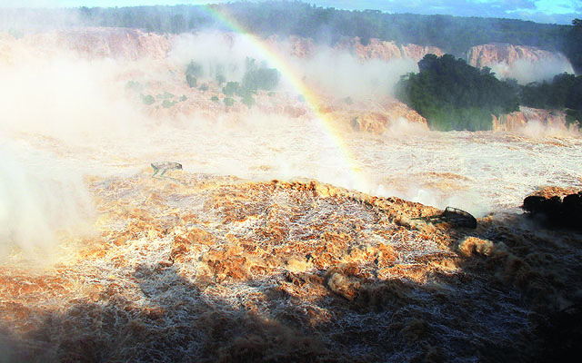 Dia histórico nas Cataratas do Iguaçu | Jornal da Orla