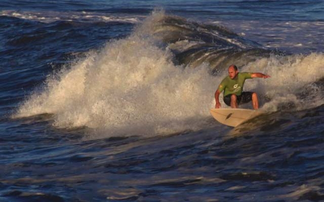 Inscrições para surf e bodyboard na Escola Radical