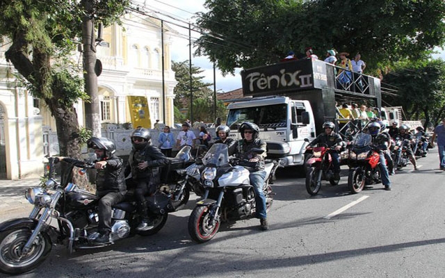 Carreata do Fundo Social de Solidariedade arrecada 35 mil peças