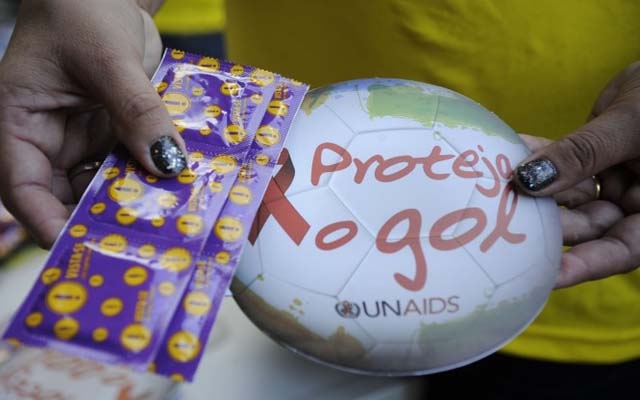 Santos adere à campanha contra a Aids | Jornal da Orla
