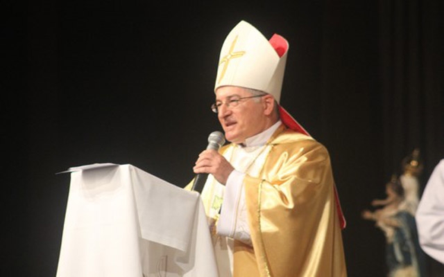 Dom Tarcísio Scaramussa preside missa na Catedral | Jornal da Orla