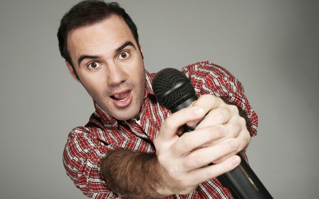 Gosta de stand up comedy? Não perca essa promoção | Jornal da Orla