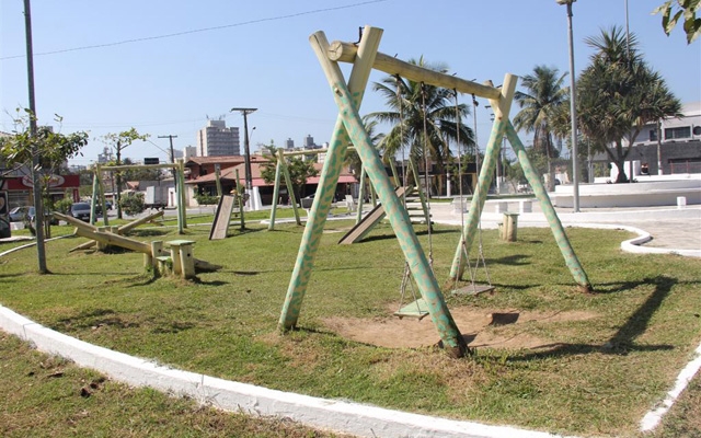 Guarujá assina convênio chr39Adote uma praçachr39 com 13 novos parceiros