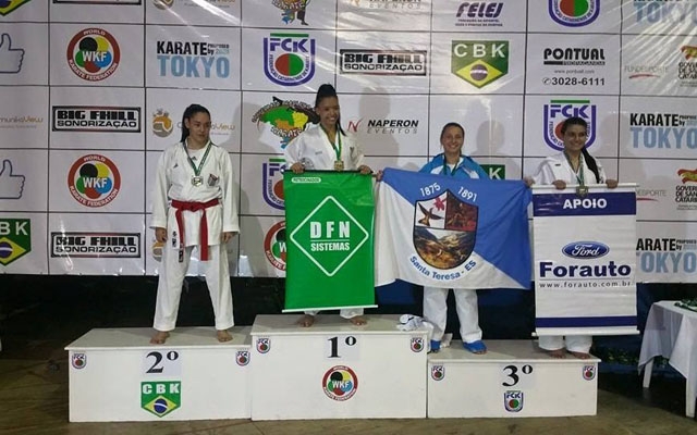 Santistas conquistam 18 medalhas no brasileiro de caratê | Jornal da Orla