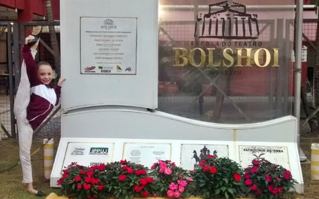 Bailarina de Cubatão é selecionada pela Escola Bolshoi