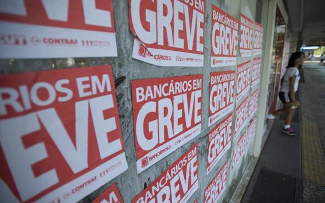 Bancários entram em greve em todo o país | Jornal da Orla