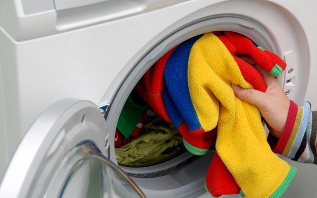 Cinco itens inusitados que podem ser lavados na máquina de lavar | Jornal da Orla