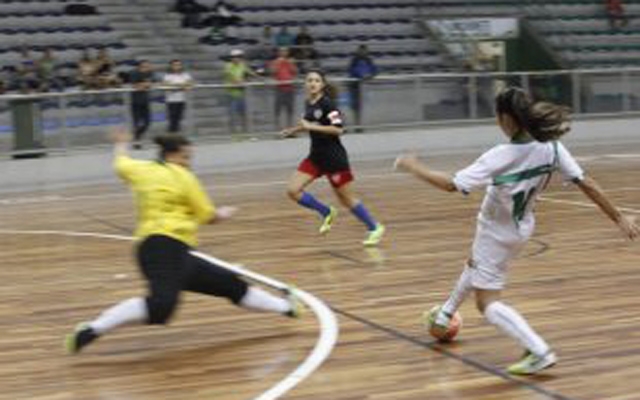 Futsal feminino vence a Liga Praiagrandense