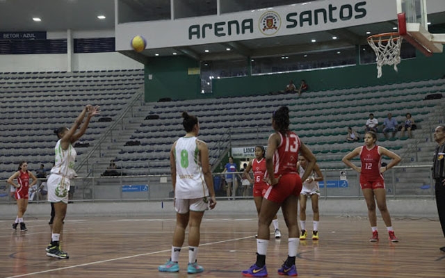 Basquete feminino tem jogo decisivo