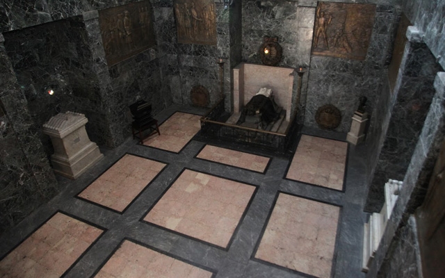 Pantheon dos Andradas recebe manutenção