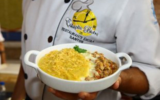 Sábado é dia de Escondidinho Caiçara no Estação Bistrô