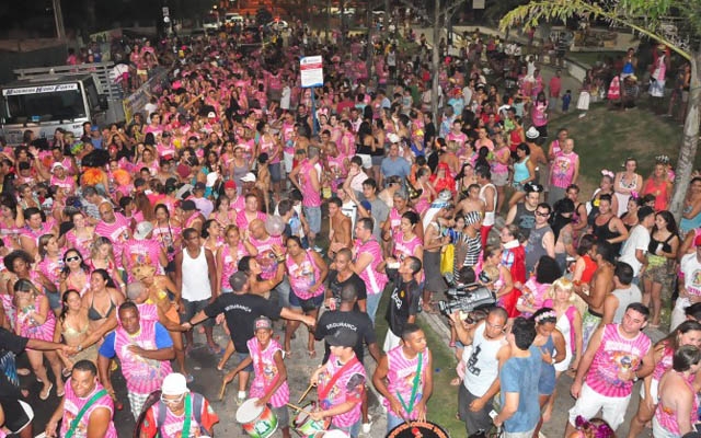 Carnaval Pé n’areia em Bertioga