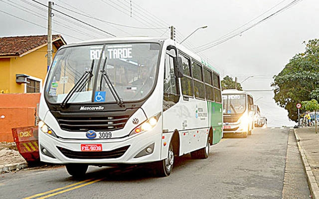Moradores de Peruíbe ficam sem transporte coletivo