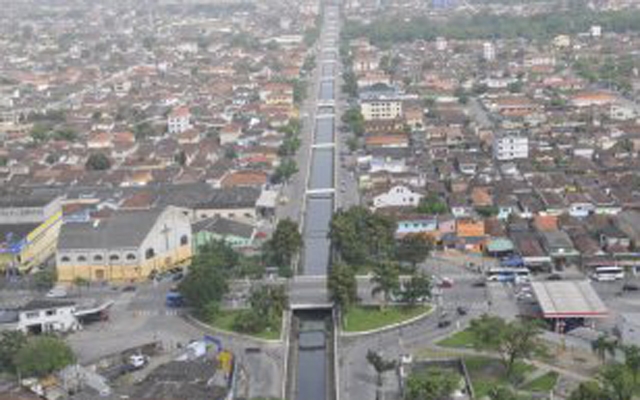 Prefeitura intima seis por construção em área de mangue no São Manoel