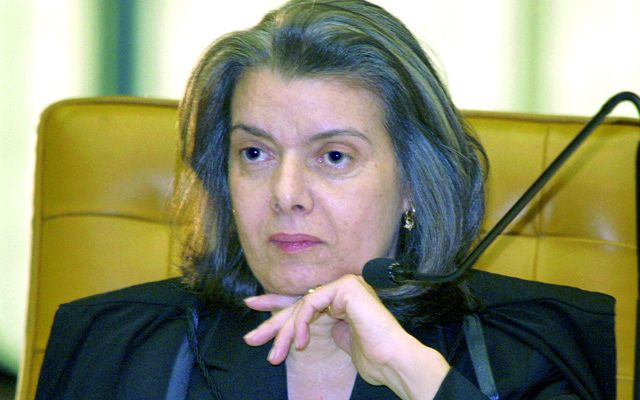 Encontro traz ministros e juristas para Santos até sábado