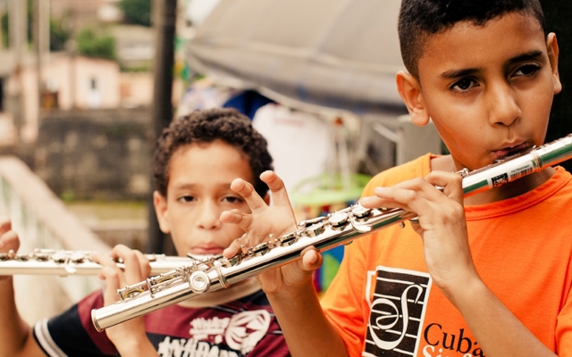 Orquestra Cubatão Sinfonia abre inscrições para aulas gratuitas de música