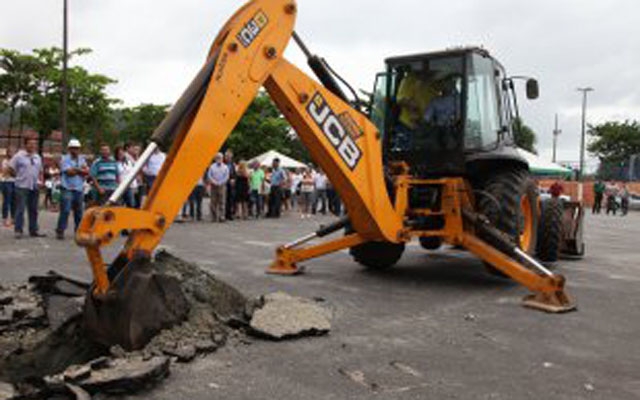 Prefeitura de Santos retoma obra da Praça da Paz Universal