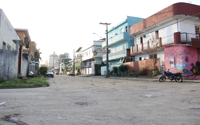 Guarujá inicia revitalização da Vila Bandeirantes e obras na Rua Benjamin Constant