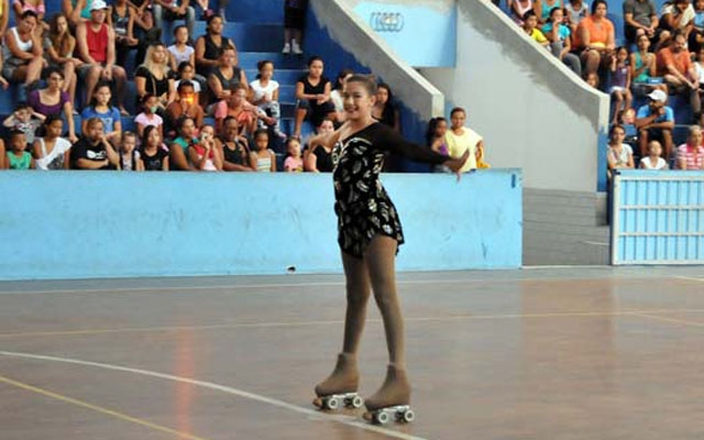 Campeonato Open de Clubes de Patinação ocorre em PG