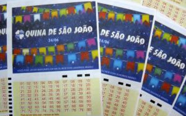 Brasileiros sonham com a Quina de São João