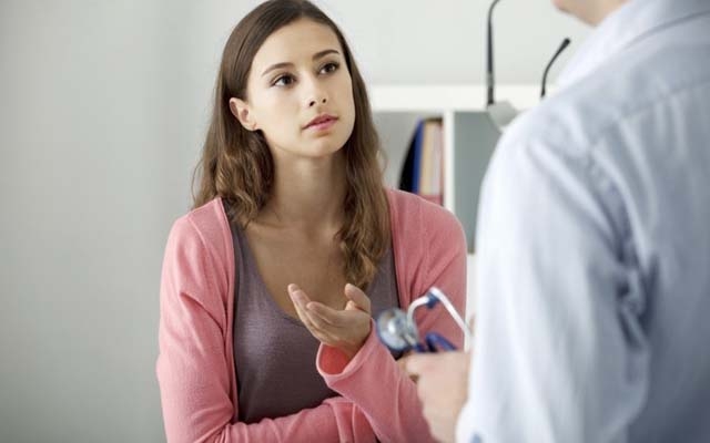 Lúpus ocorre com mais frequência em mulheres