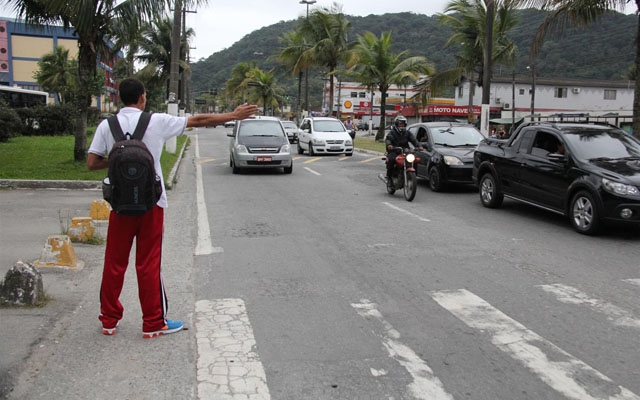 Guarujá implanta Faixa Viva Cidadã