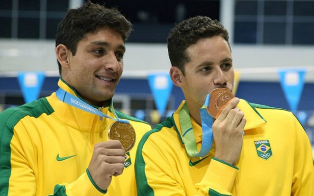 Natação brasileira tem noite de ouro no Pan com medalhas e quebra de recordes | Jornal da Orla