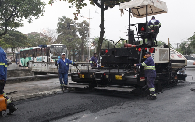 Avenida Almirante Cochrane já apresenta nova pavimentação