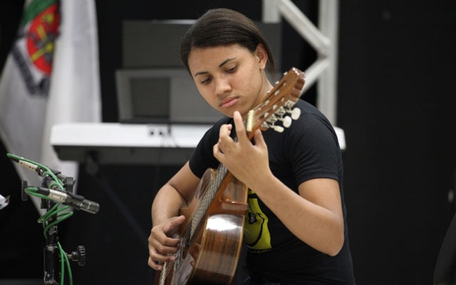 Cubatão abre inscrições para aulas gratuitas de música e dança | Jornal da Orla