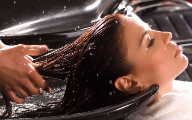 Sete regrinhas básicas para ter um cabelo bem cuidado durante o inverno | Jornal da Orla