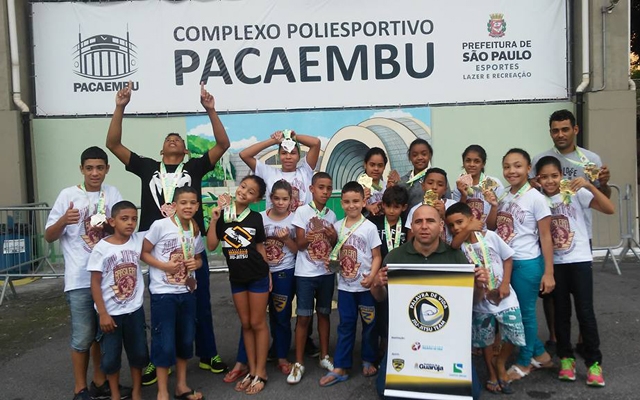 Atletas de Guarujá conquistam três medalhas no Festival Escola de
