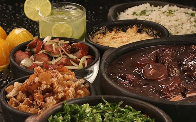 APAE Santos realiza Feijoada Beneficente
