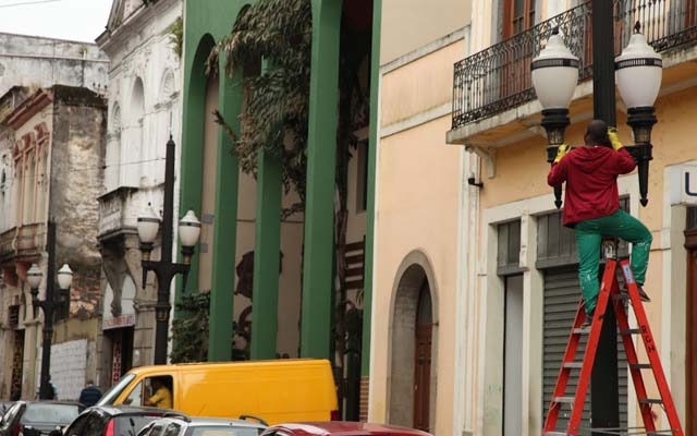 Revitaliza Santos chega na Rua do Comércio