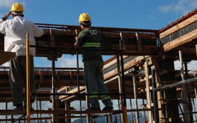 Obra do Centro Cultural do Morro da Penha avança com serviços de acabamento