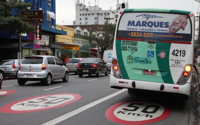 CET-Santos ativa faixa exclusiva para ônibus na Rua João Pessoa na segunda-feira