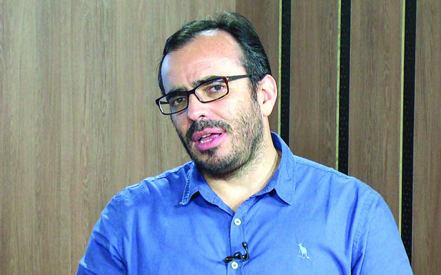 Vereador reconhece erros do PT e faz críticas ao prefeito de Santos