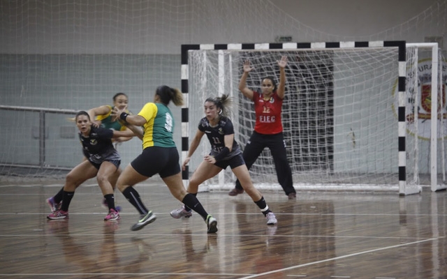 Santos perde para o Santo André no handebol feminino