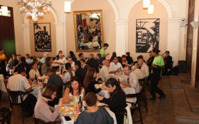 Estação Bistrô terá feijoada e roda de samba no sábado
