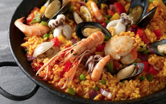 Noite da Paella no Clube XV