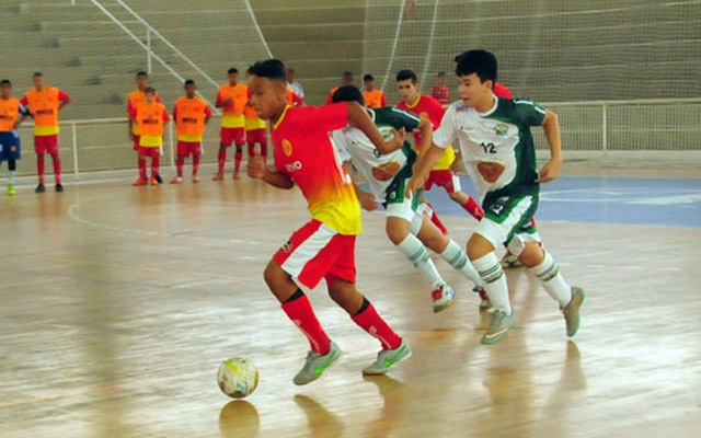 PG derrota Grêmio Mogiano no Estadual de Futsal