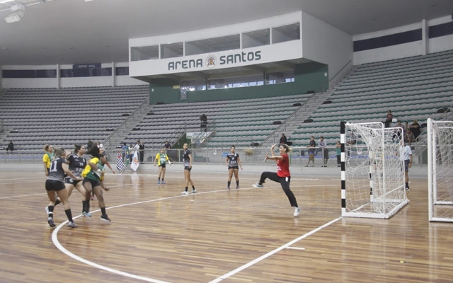 Handebol feminino vence mais uma | Jornal da Orla