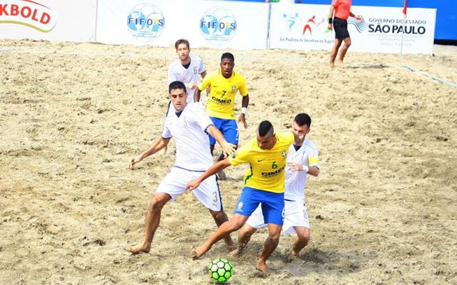 Brasil é o campeão do Mundialito de Beach Soccer disputado em Santos | Jornal da Orla